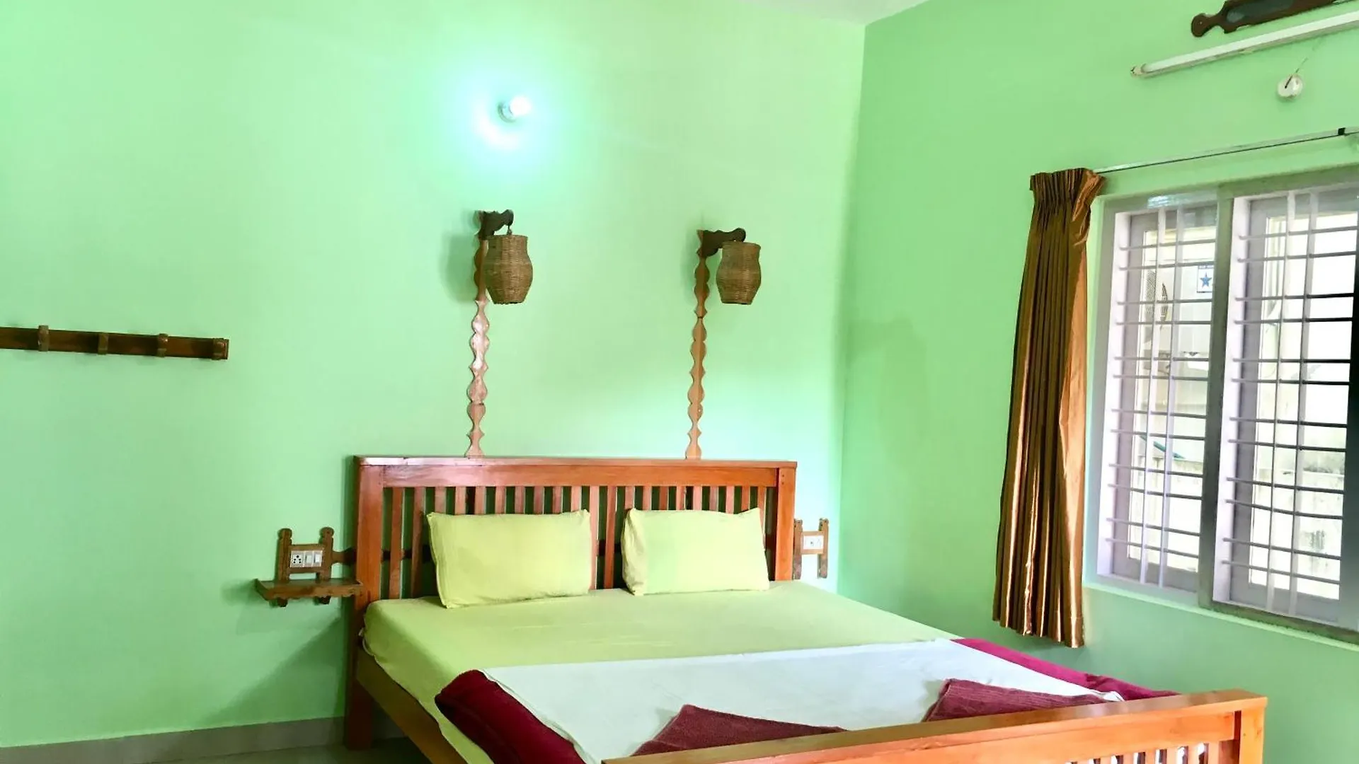 Panthalams Homestay Thekkady